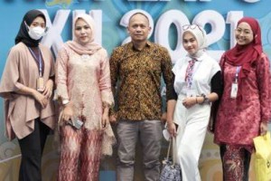 Tim KMI Expo Uniku.